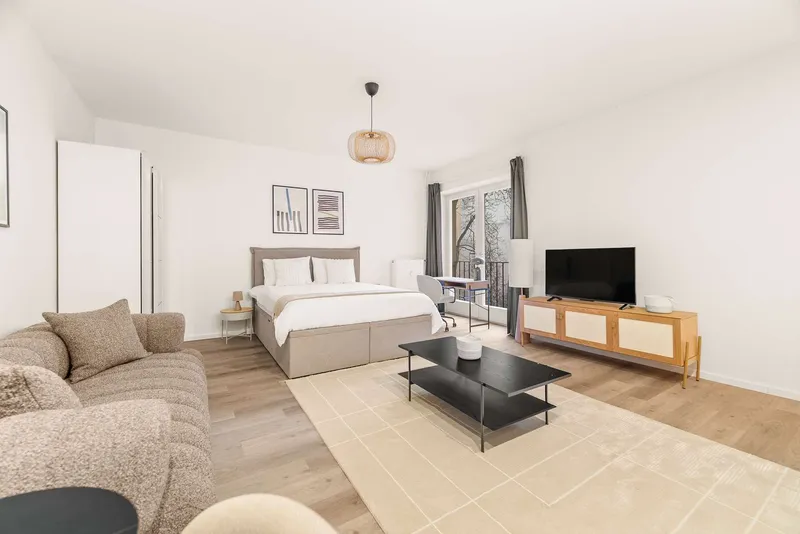 Hochwertige 1-Zimmer Wohnung in Charlottenburg - voll möbliert — photo 1